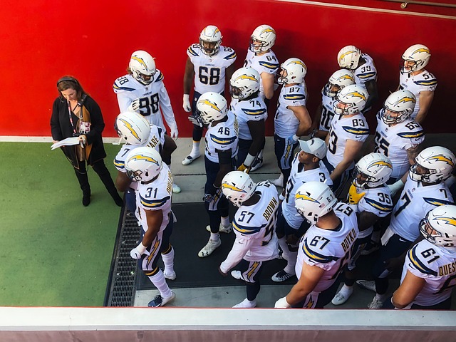 FM：多特蒙德和罗马关注尼斯核心迪奥普